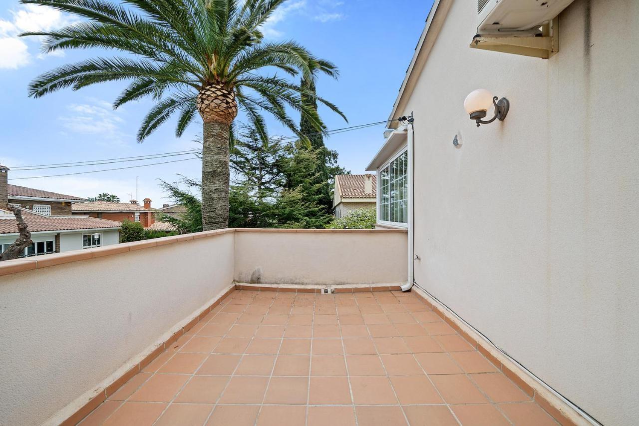 Global Maria - Villa With Bbq In Cambrils Kültér fotó