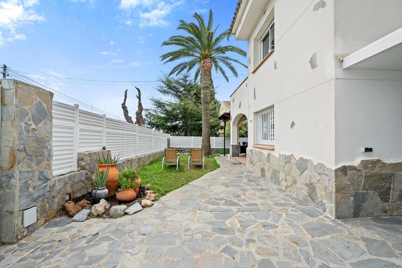 Global Maria - Villa With Bbq In Cambrils Kültér fotó